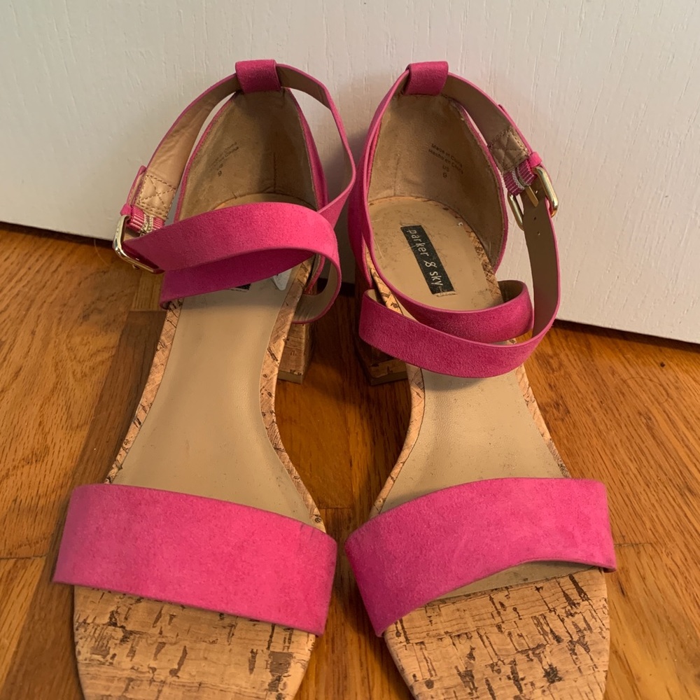 Heels - Picture 3 of 4